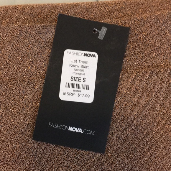 Fashion Nova rose gold midi skirt - Picture 5 of 8